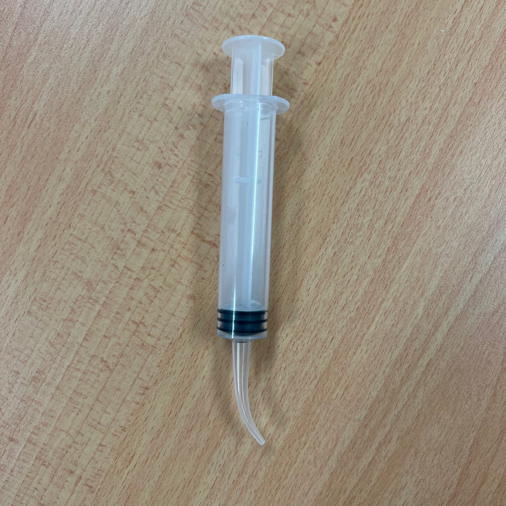 12ml Plastic Curve Tipped Filler Syringe